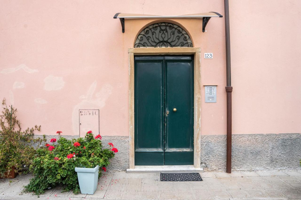 007 - Casa Marina Fronte Mare Tra Borgo E Spiaggia Сестрі-Леванте Екстер'єр фото
